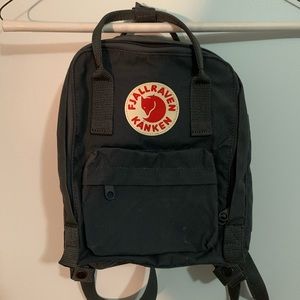 Gray Fjallraven Kanken mini backpack.